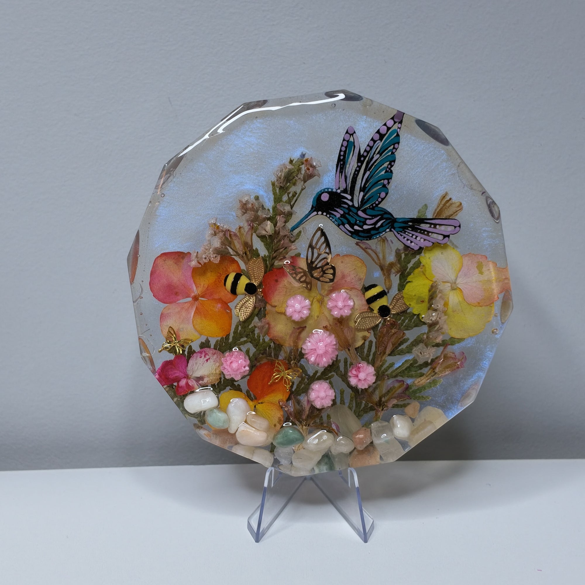 Hummingbird Garden Home Decor