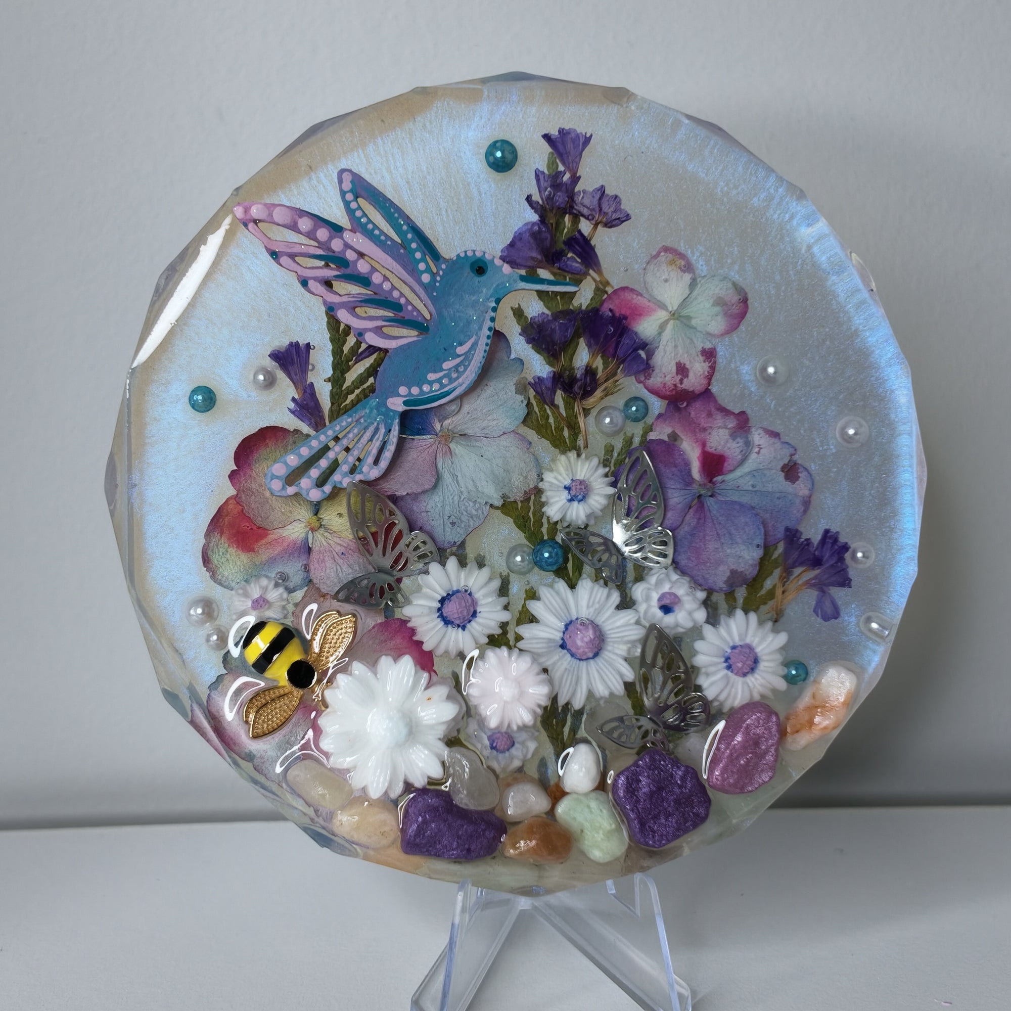 Hummingbird Garden Home Decor