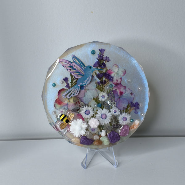 Hummingbird Garden Home Decor