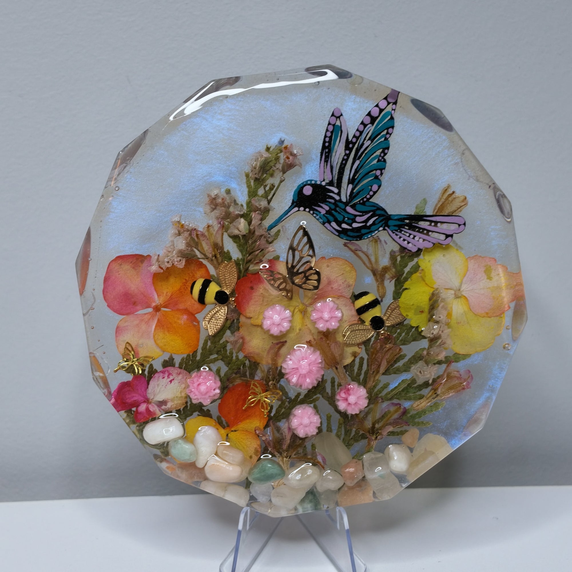 Hummingbird Garden Home Decor
